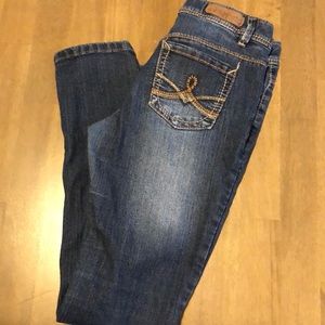 Girls Mudd jeans. Boot cut